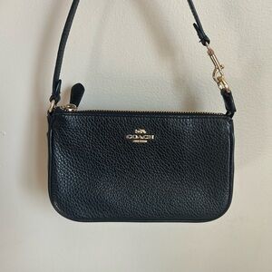 Coach Nolita 19 Pebbled Leather Gold/Black